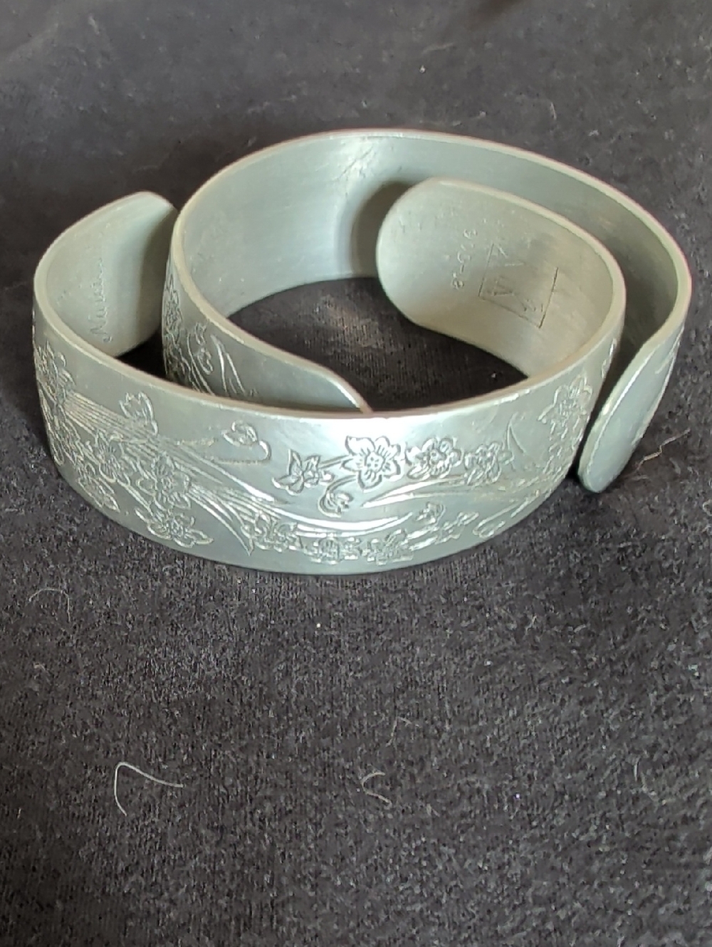 Matching Kirk Pewter Etched Floral Cuff Bracelet Set